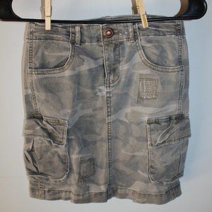 2  Old Navy  Size 8 Skirts